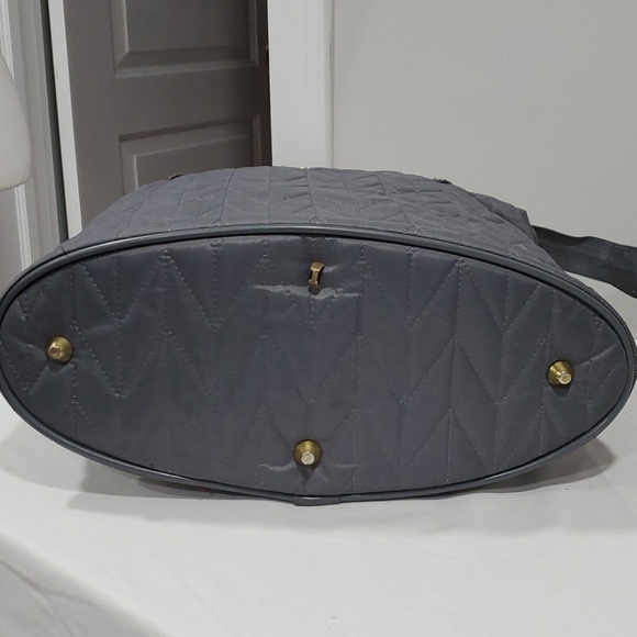 NWOT Joy Mangano Gray Quilted pocketbook - Picture 4 of 10